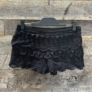 Urban Outfitters/Pins & Needles Crochet Lace Shorts, NEW/NEVER WORN!